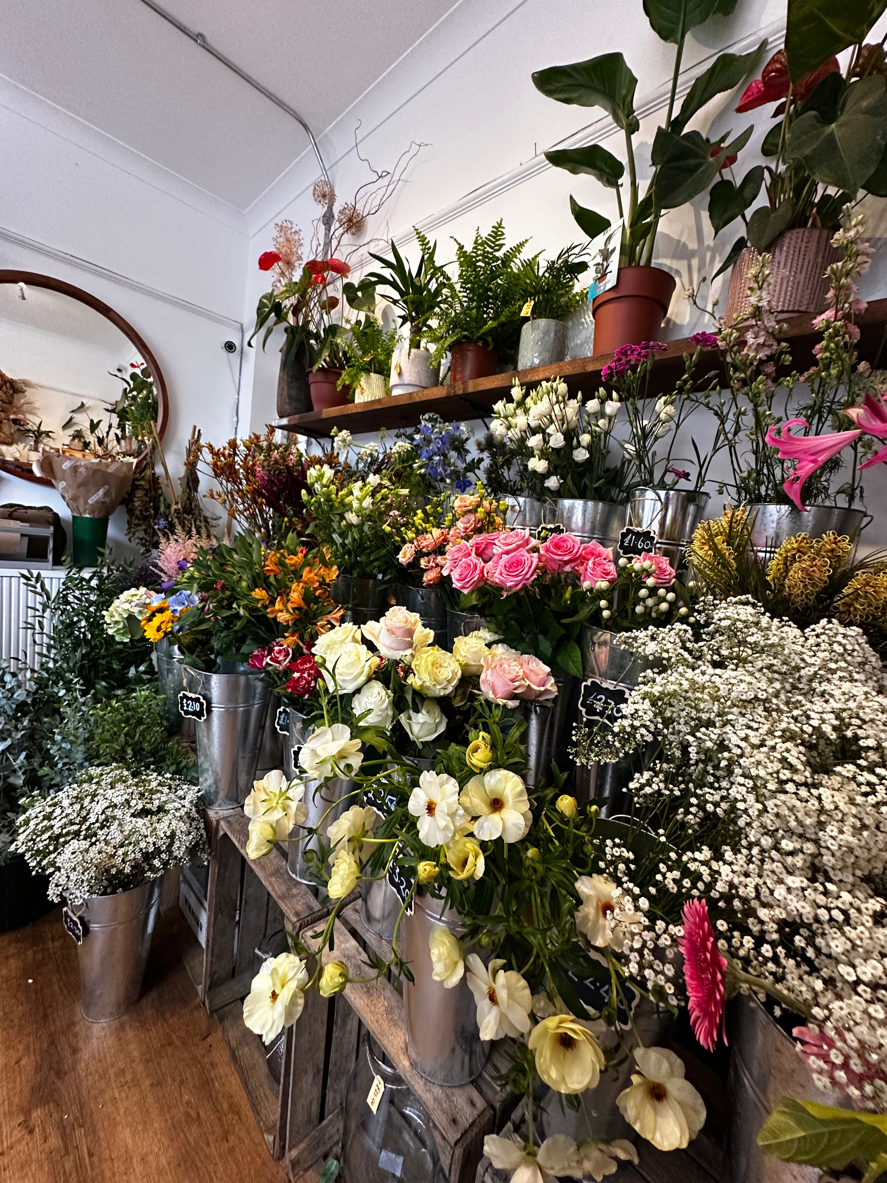 Bouquet Workshop - Make a beautiful hand-tied bouquet.